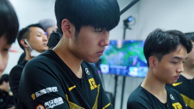 国际足联拨 国际足联拨